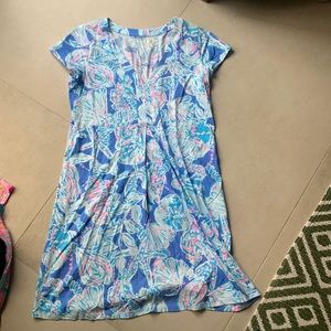 Small lily Pulitzer T-shirt sundress